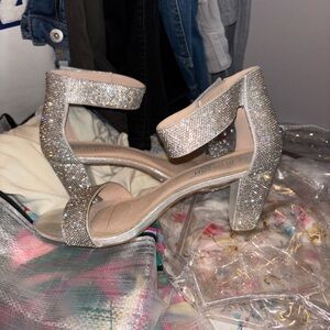 De Blossom Collection Silver Sparkle Heels